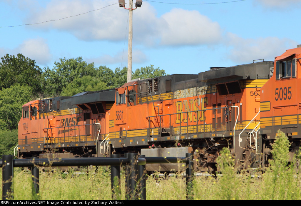 BNSF 5631 7794